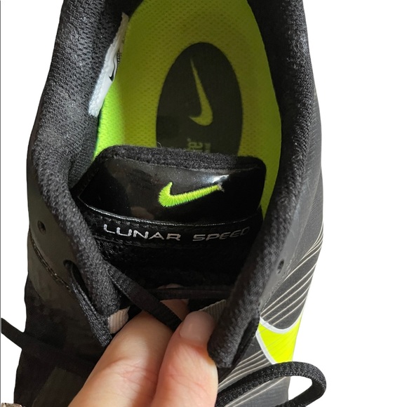 Women’s Nike ortholite  lunar speed, size 10 like new black with a neon stripe - Picture 2 of 6